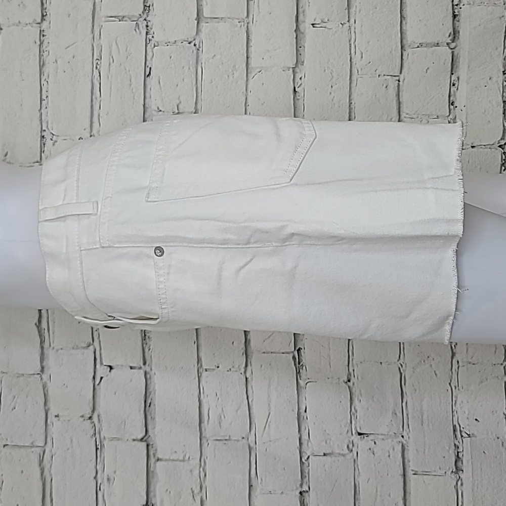 Boyish Monty Cotton Blend High Rise Relaxed Raw Hem Shorts Vintage White NWOT - Picture 5 of 17